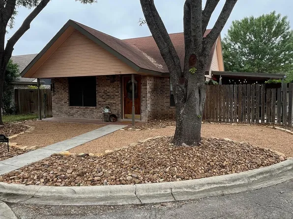 640 GLENNWOOD DR, Uvalde, TX 78801