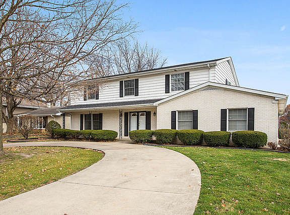 3rd image of 500 Meadow Wood Dr