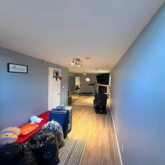 1509 Durocher Dr — Photo 27