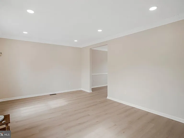 11630 Sun Circle Way — Photo 4