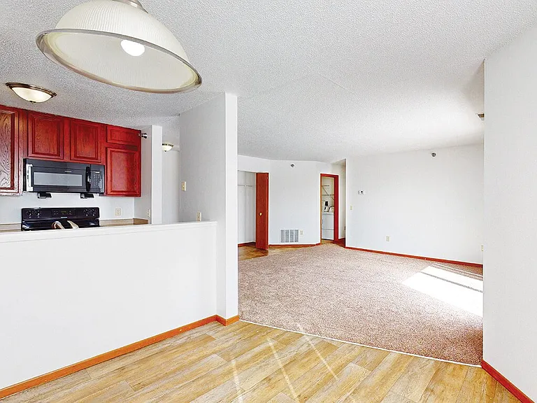 Seamless Flow Between Rooms