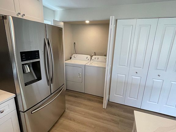 3rd image of 1400 Pompei Ln APT 31