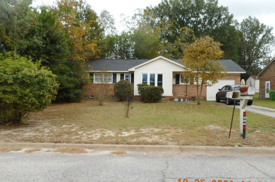 1st image of 304 Redwood Ct