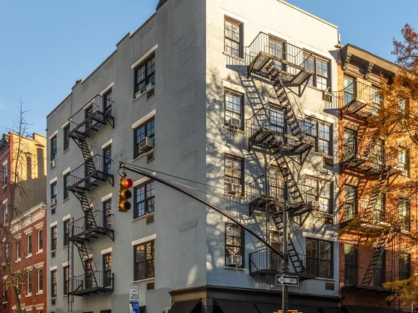 108 Perry Street image 8 of 8