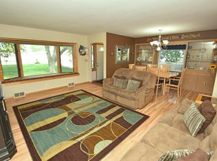 12015 W Bobolink Ave, Milwaukee, WI 53225