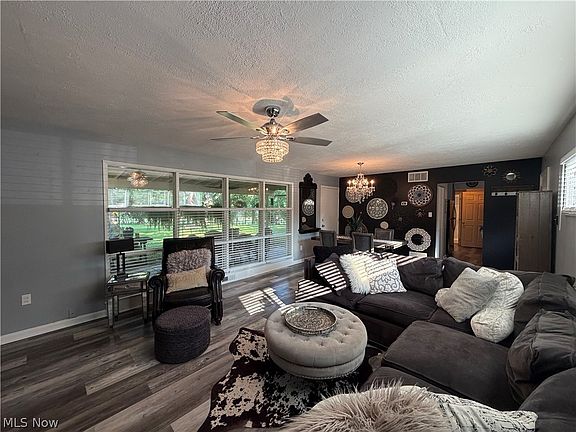 5th image of 6407 Newland Rd