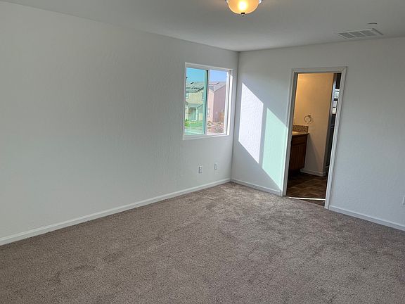5th image of 2087 Bidan Ave