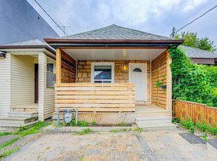 184 Cedric Ave, Toronto, ON M6C 3X8