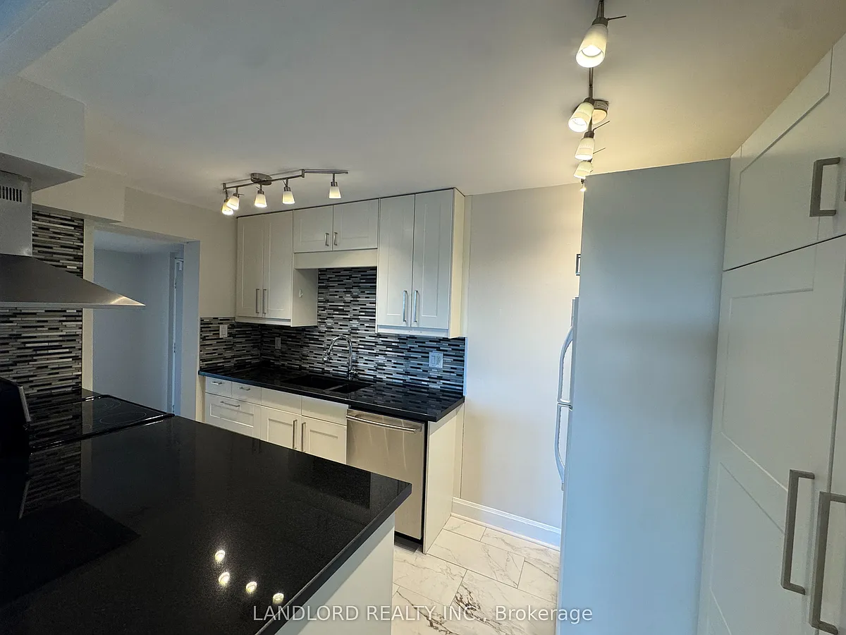 Building Photo - 20 Speers Rd #1105