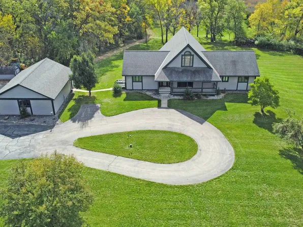 9790 Forest Preserve Rd, Durand, IL 61024