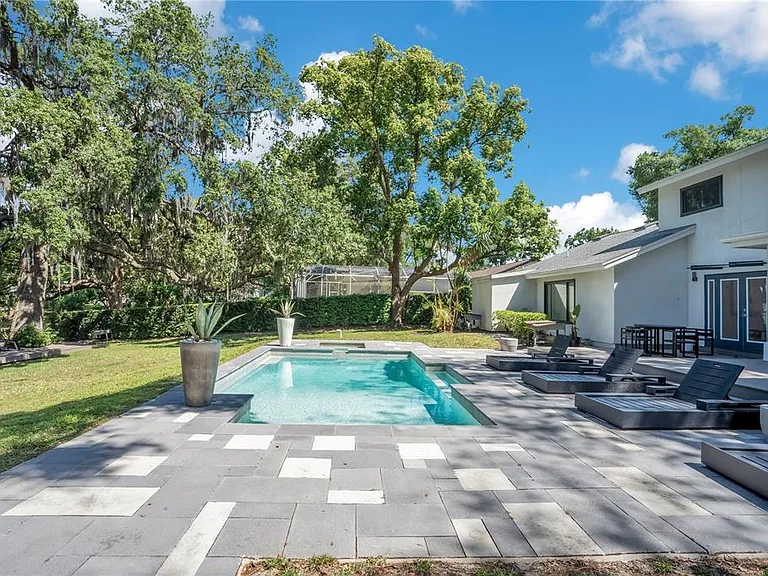 1041 Tuscany Pl — Photo 30
