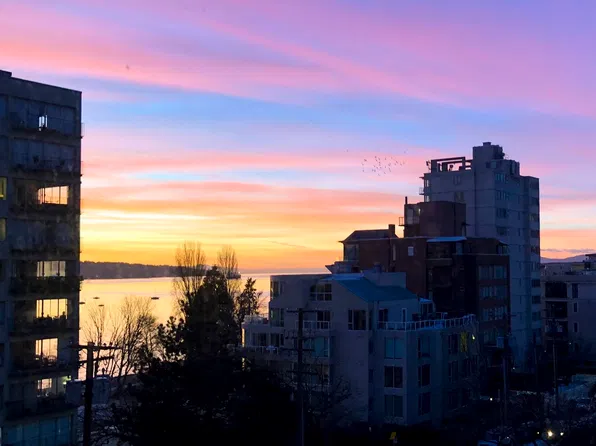 1330 Harwood St #301, Vancouver, BC V6E 1S8