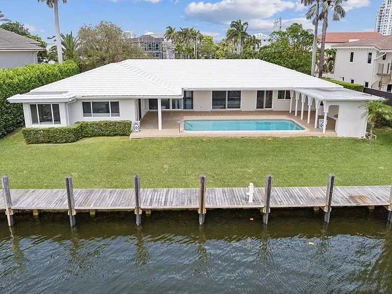 40 Isla Bahia Dr — Photo 33