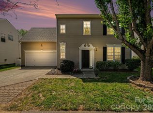 7833 Rolling Meadows Ln, Huntersville, NC 28078