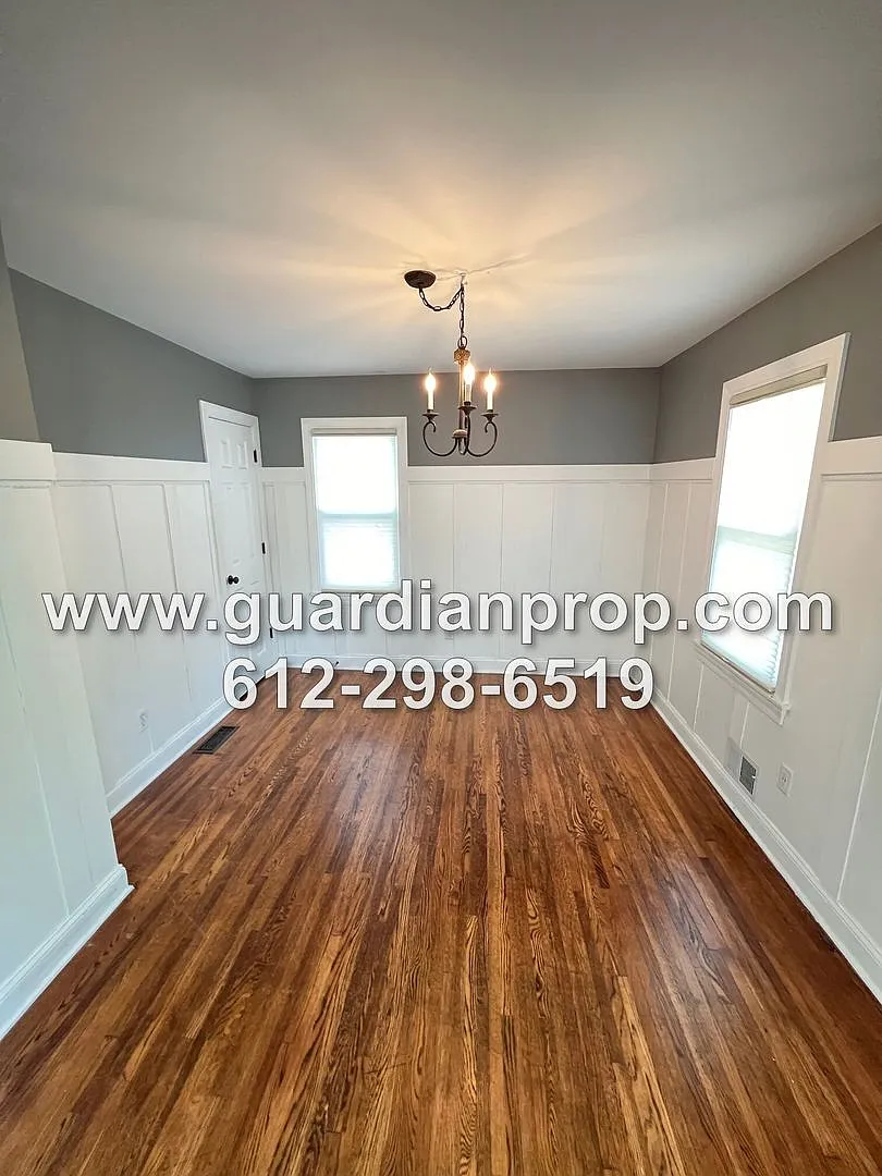 Circle Pines House Available October 1st, Updated Kitchen & Baths, HW Floors, 2 Car Garage, Fence... — Photo 4