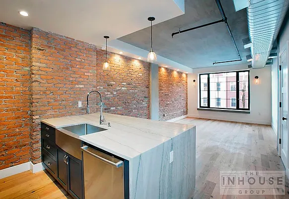 Sold by The In House Group | media 3