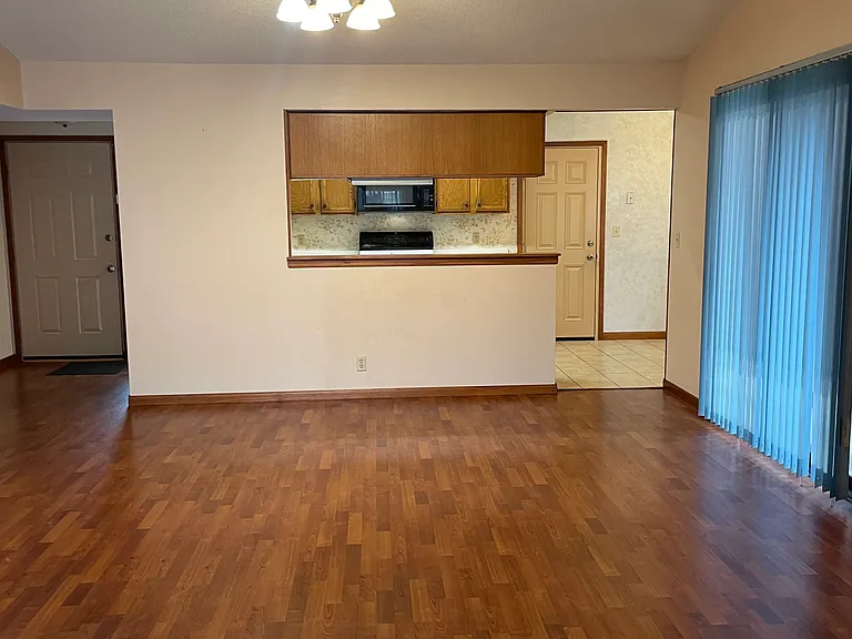 1018 Alderwood Way — Photo 4