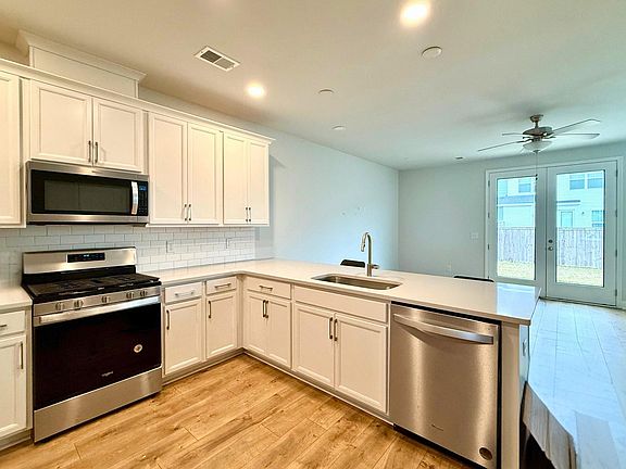 2nd image of 362 Green Fern Dr