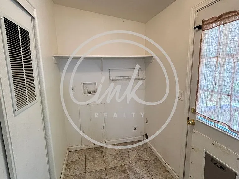 3289 Penrod Ln — Photo 18