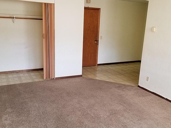 2nd image of 6345 Lyndale Ave S
