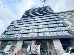 195 McCaul St #1305, Toronto, ON M5T 0E5
