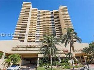 2555 Collins Ave APT 802, Miami Beach, FL 33140