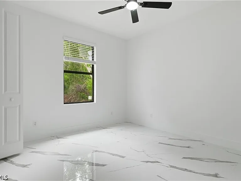 4789 Golfview Blvd — Photo 8