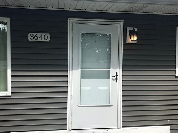 4th image of 3640 Southwestern Blvd