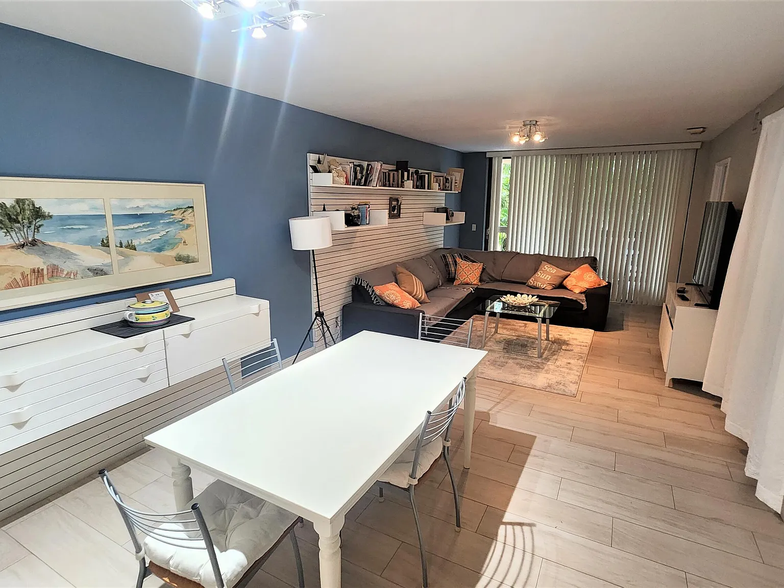 2 bed, 2.0 bath, 1175 sqft, $2,200 — Photo 3
