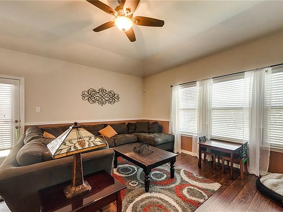 4th image of 9140 White Swan Pl