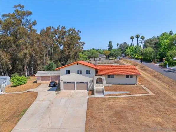 1610 Reche Rd, Fallbrook, CA 92028