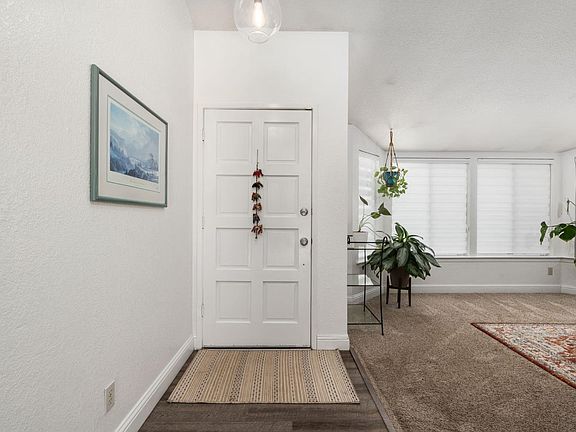 4th image of 5201 W Griffith Way