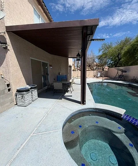 9572 Hawaiian Summer St — Photo 42
