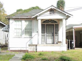 2651 Verbena St, New Orleans, LA 70122