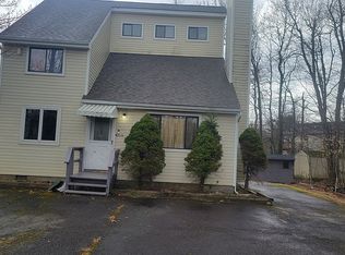1905 Horseshoe Bnd, Coolbaugh Twp, PA 18466