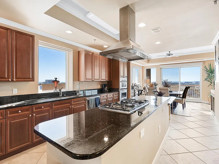 725 Gulf Shore Dr #901B — Photo 14