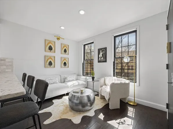 2271A Pacific St, Brooklyn, NY 11233