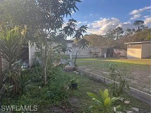 155 Favor AVE, LABELLE, FL 33935