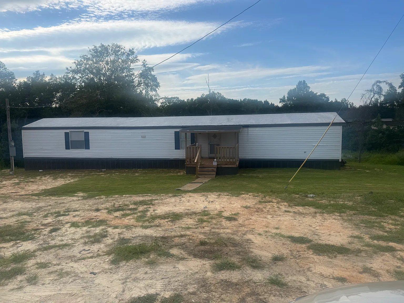 3 bed, 1280 sqft, $1,000 — Photo 1