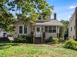 28 Ferndale Rd, North Caldwell, NJ 07006