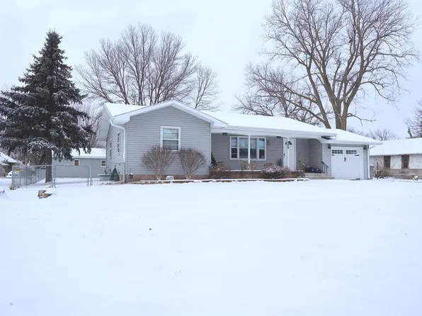 508 Thebe St, Cairo, NE 68824