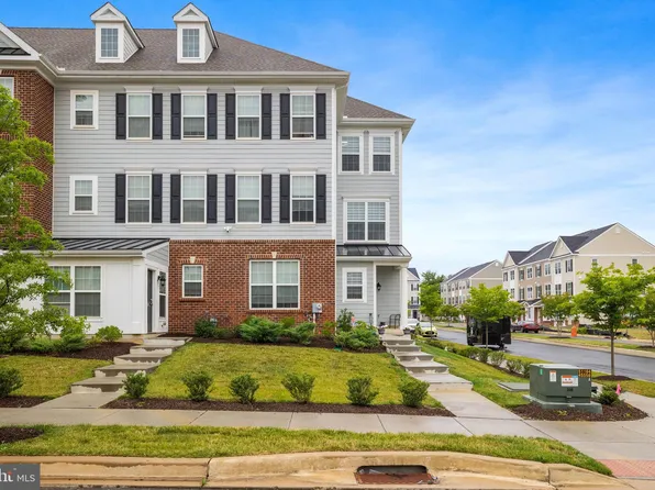 3759 Green St, Claymont, DE 19703