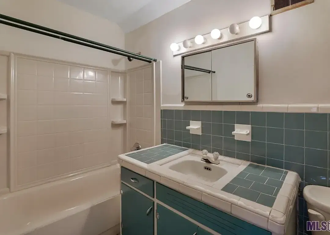 1522 Monaco Dr — Photo 3