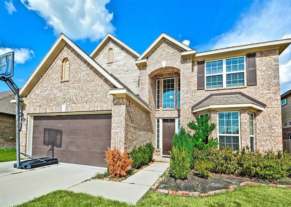 1st image of 15402 Montes Landing Dr