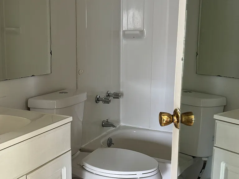 1617 Somerset Shire Dr — Photo 14