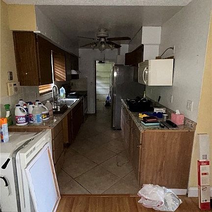 2nd image of 354 Inwood Ave S