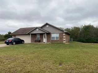 5521 E Smith Ferry Rd, Muskogee, OK 74403