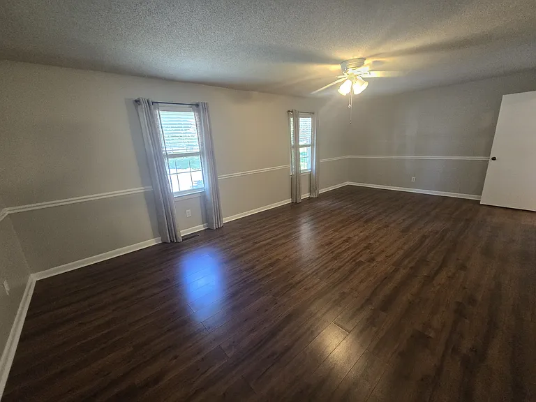 1775 Winchester Rd NE — Photo 9