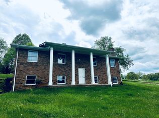867 Fall Creek Rd, Blountville, TN 37617