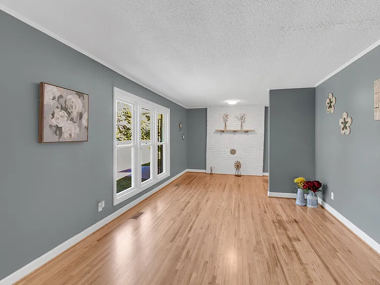 134 Hamilton St — Photo 5